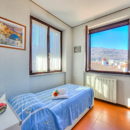 Lauras Cozy Center Στρέσα